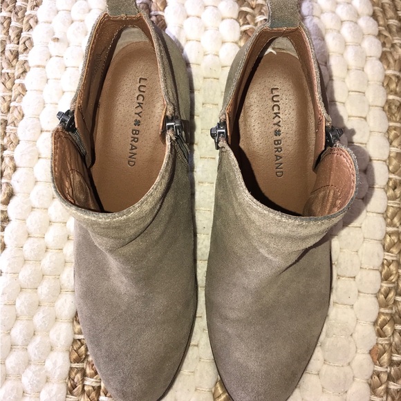 Lucky Brand Basil Ankle Booties - Picture 5 of 9